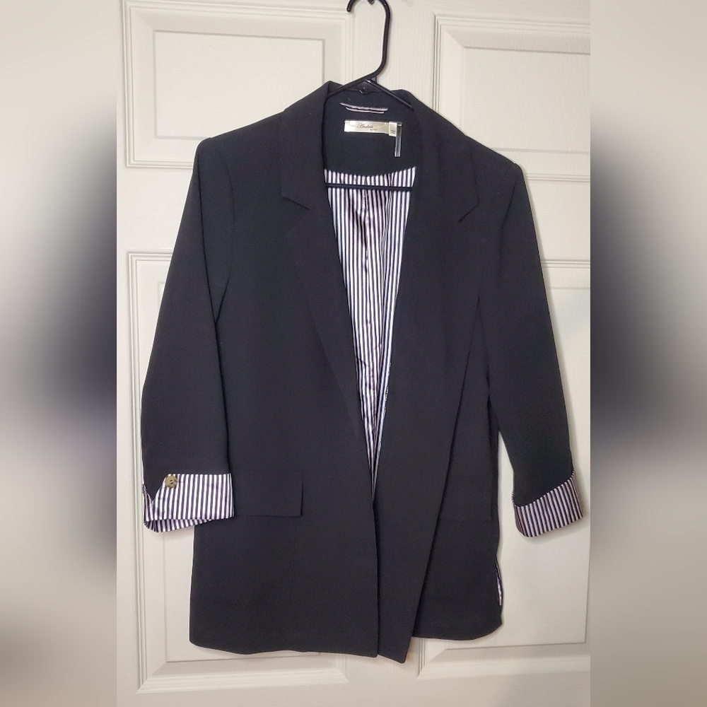 ANDREE BY UNIT Black Blazer with Striped Accents